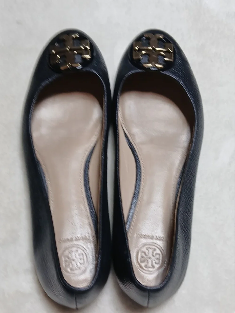 Tory Burch Black Leather Ballet Flats with Gold Logo Size 8